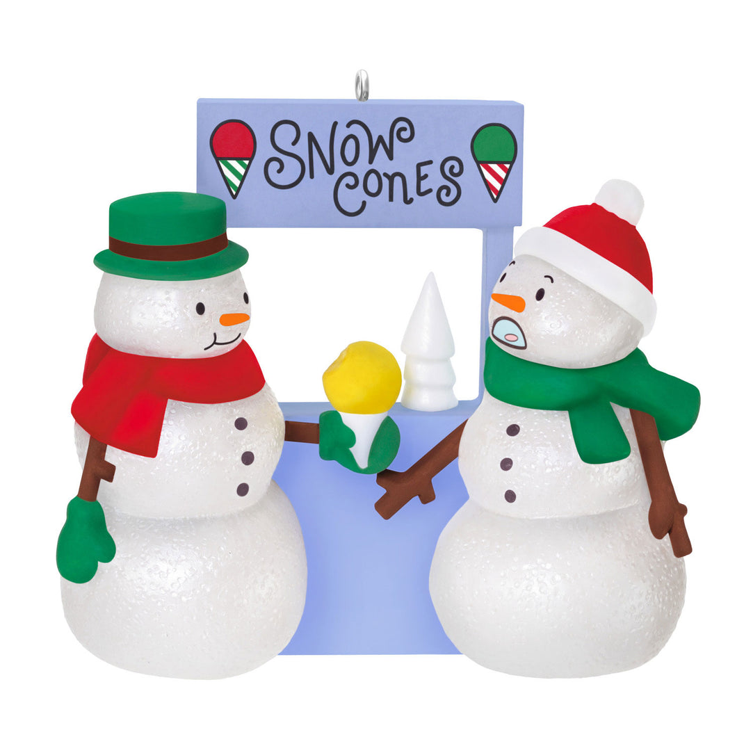 Hallmark A Snowy Surprise 2025 Ornament *coming in Oct