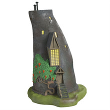 Load image into Gallery viewer, Hallmark Harry Potter™ The Lovegood House 2025 Ornament
