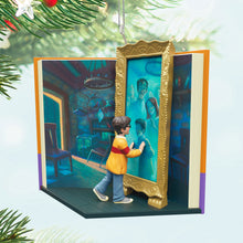 Load image into Gallery viewer, Hallmark Harry Potter and the Sorcerer&#39;s Stone™ Mirror of Erised™ 2025 Ornament
